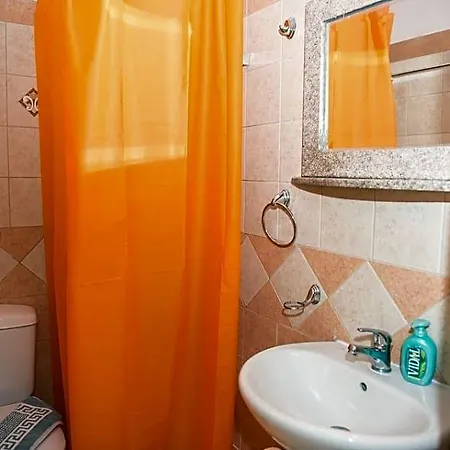 Summer Bed فندق 2*