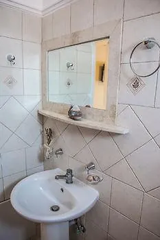 فندق Summer Bed نيدري