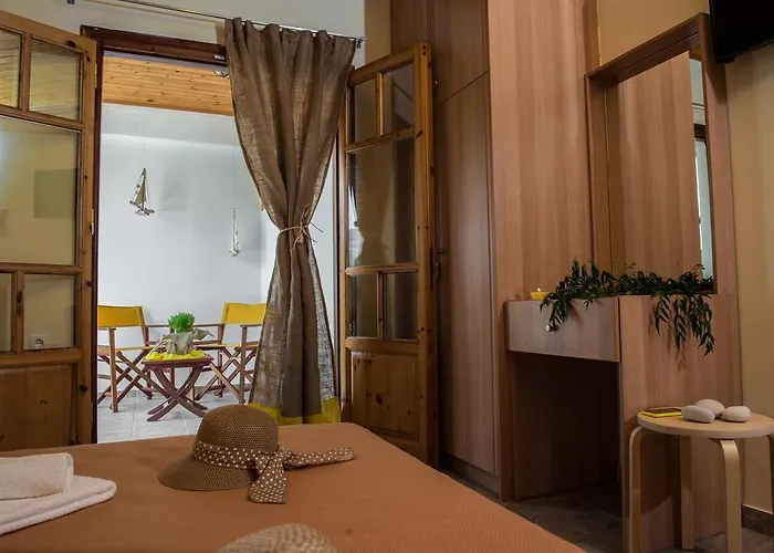 Summer Bed 2* Nydri (Lefkada)